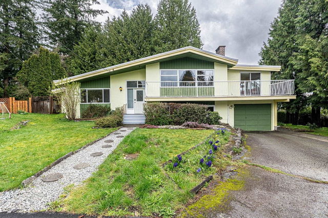 916 Glenacre Court