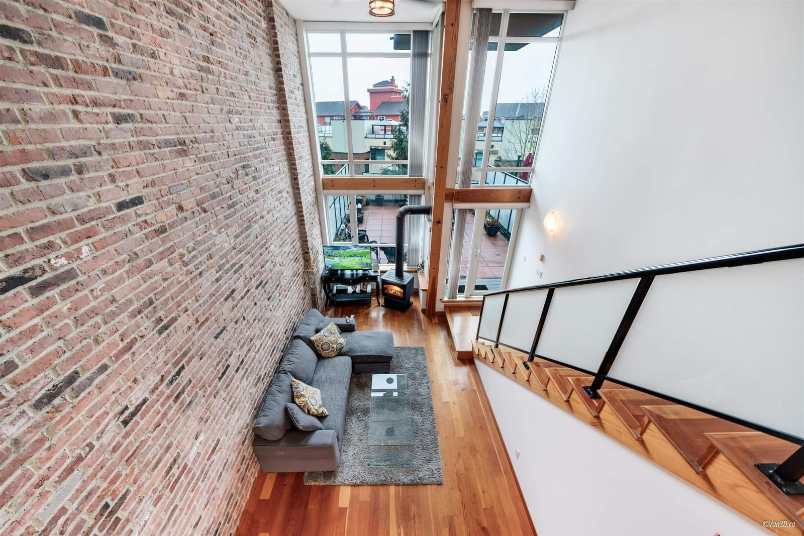 Listing Image 5