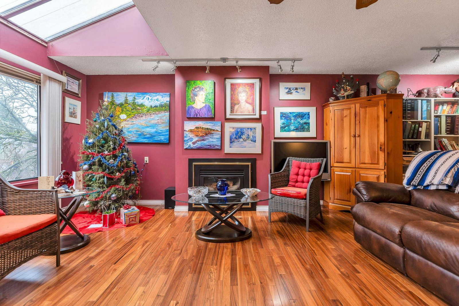 Listing Image 19