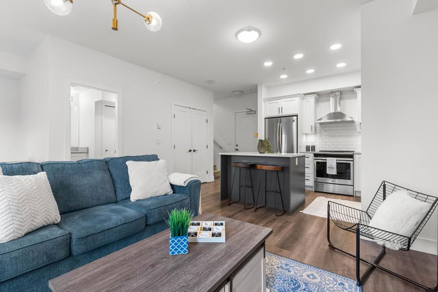 305 - 33568 George Ferguson Way