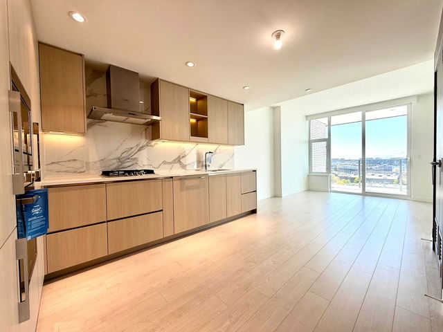 1107 - 8611 Hazelbridge Way