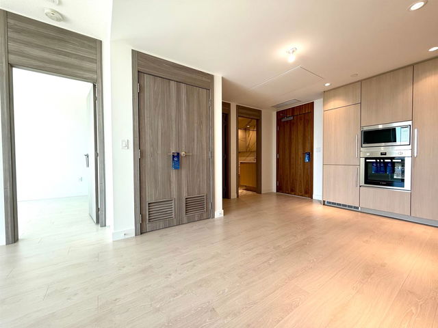 1107 - 8611 Hazelbridge Way