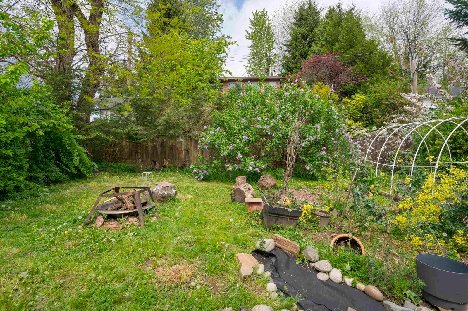 Listing Image 24
