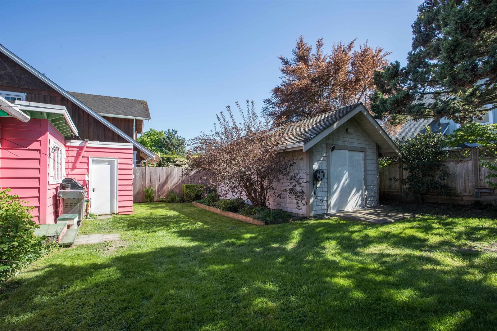 Listing Image 18