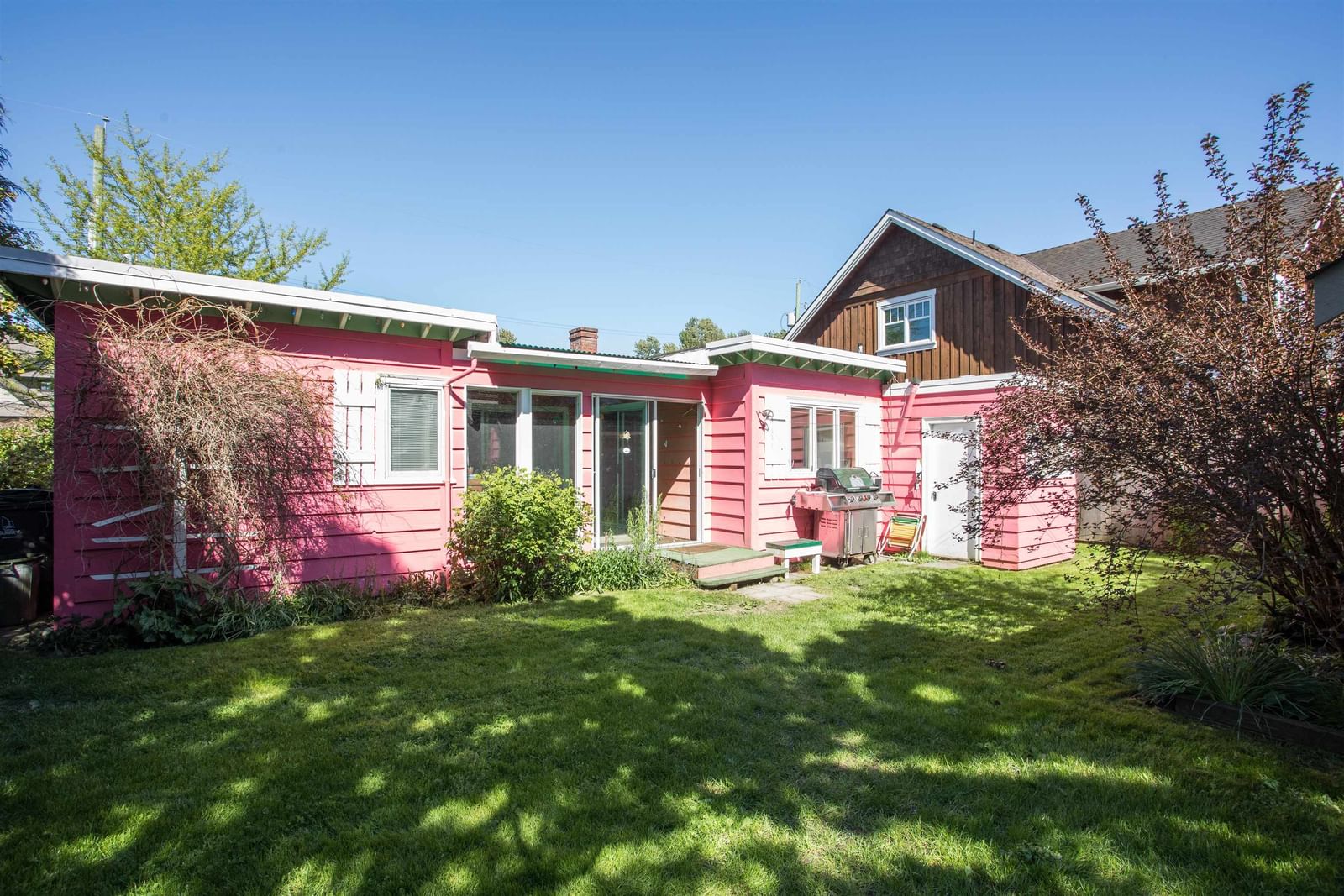 Listing Image 19