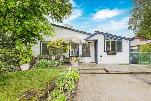 11253 Glenbrook Place