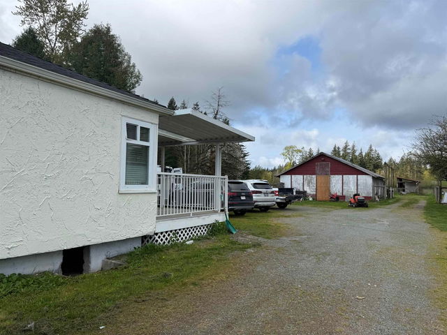 Entire House - 2247 208 Street