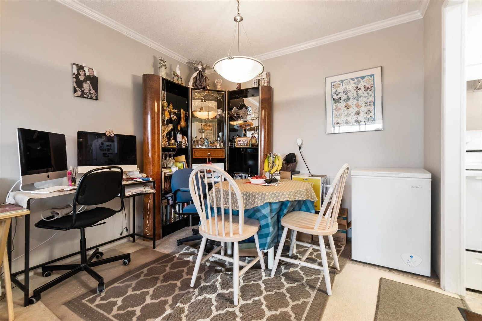 Listing Image 9