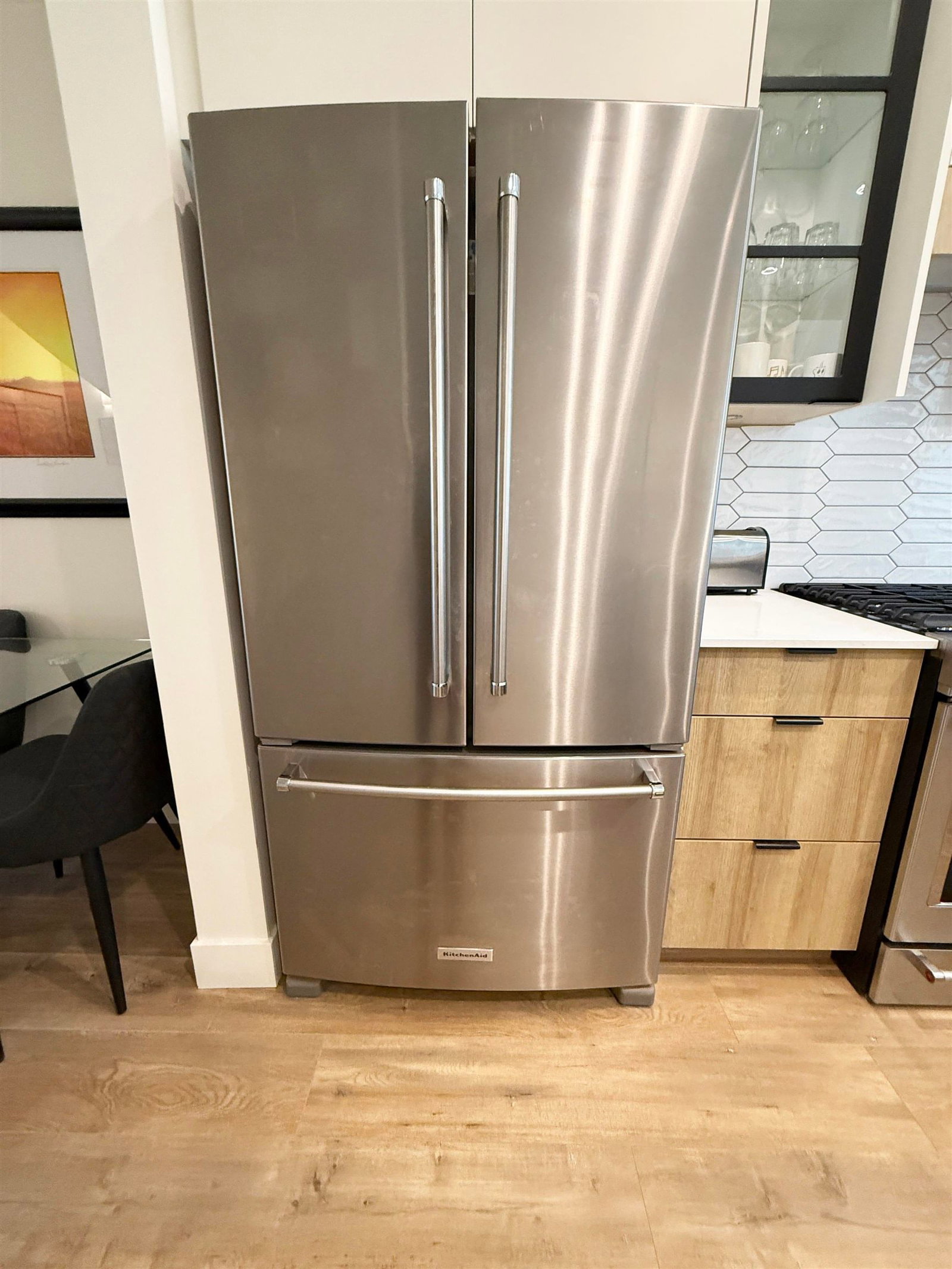 Listing Image 10