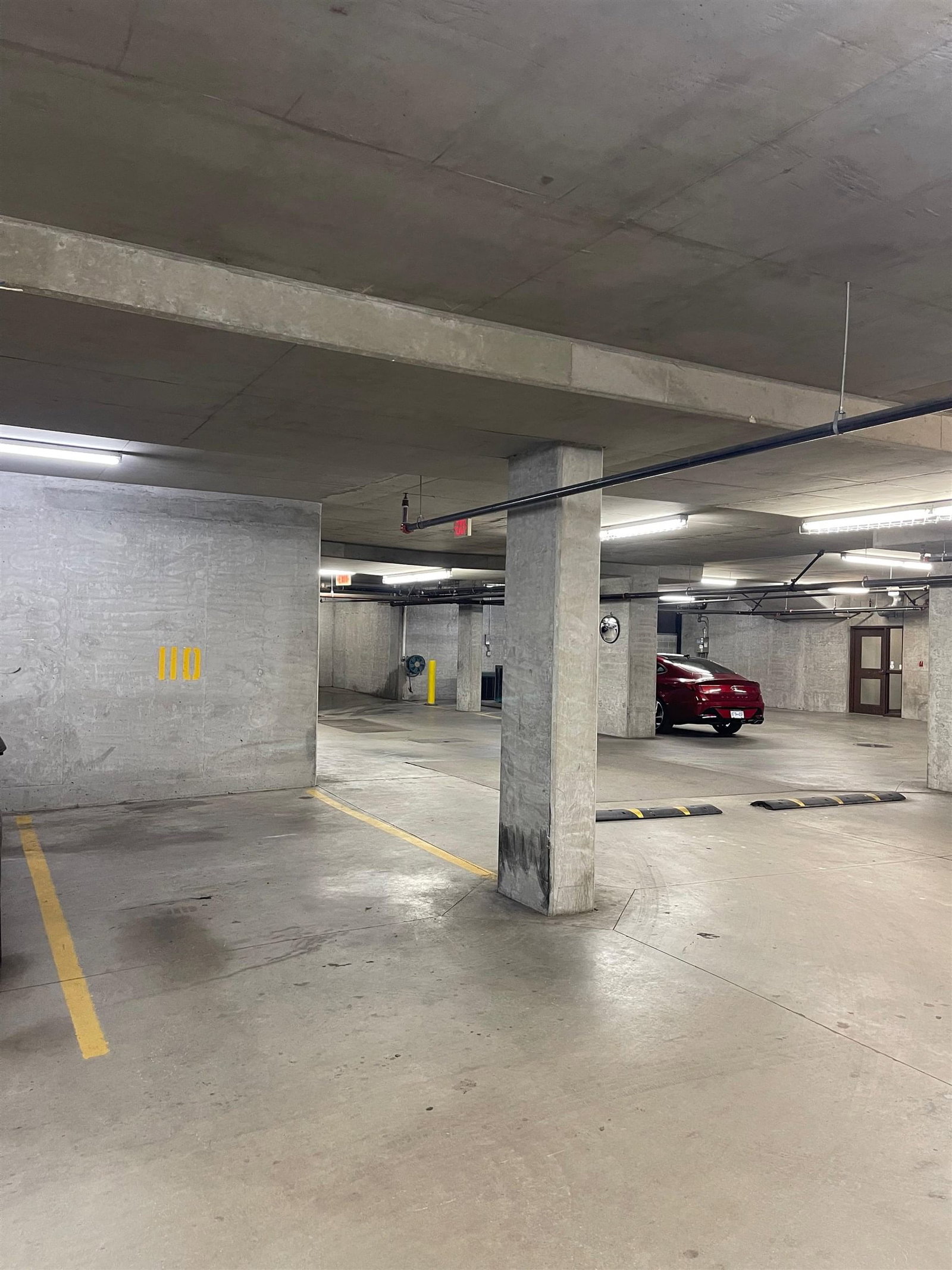 Listing Image 39