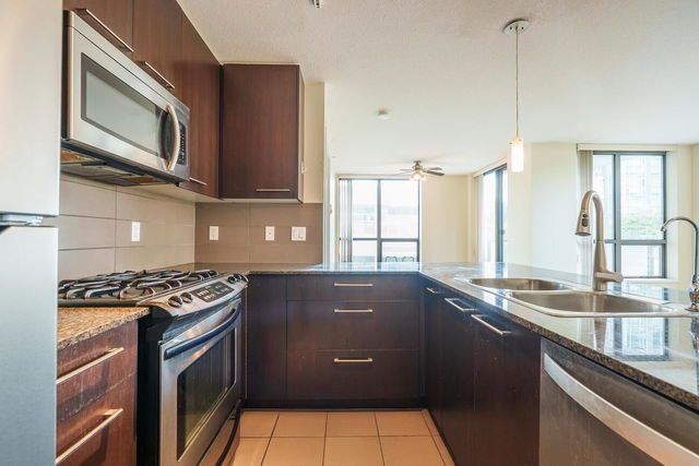 505 - 2979 Glen Drive