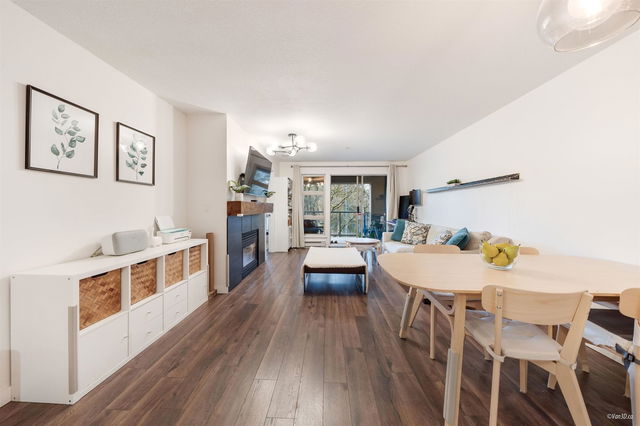 205 - 301 Maude Road