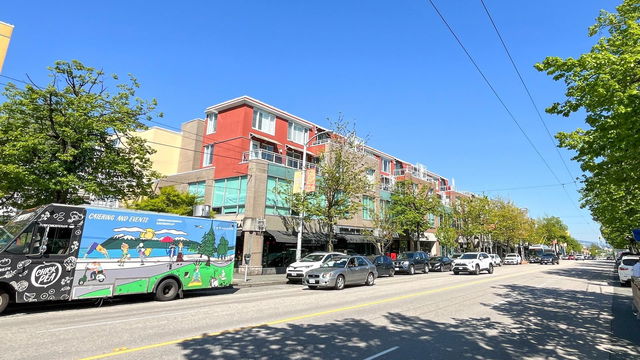 321 - 2255 4th Avenue