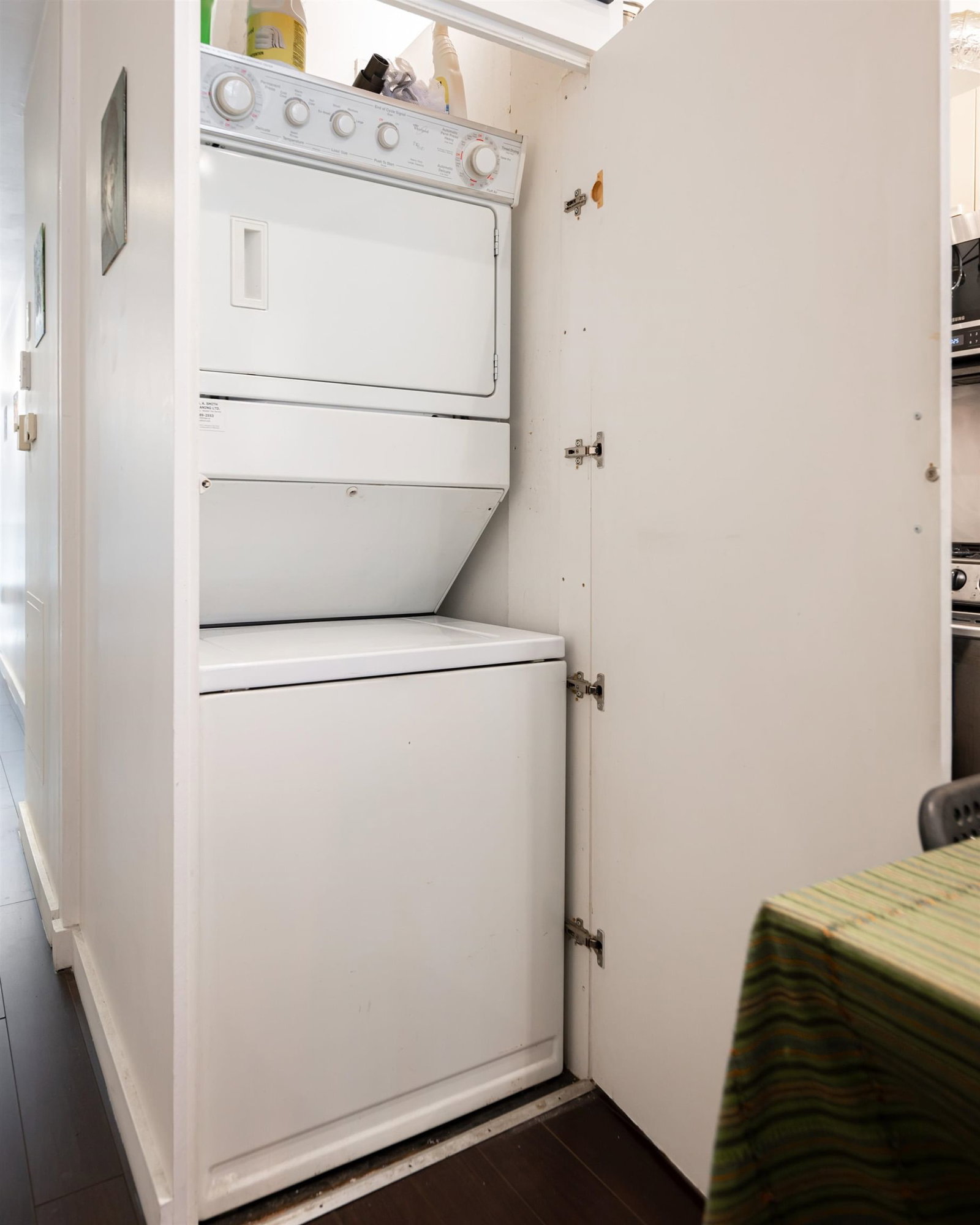 Listing Image 18