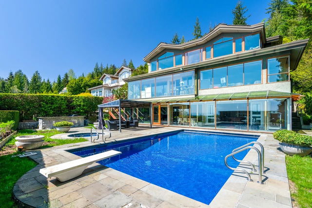 1626 Pinecrest Drive