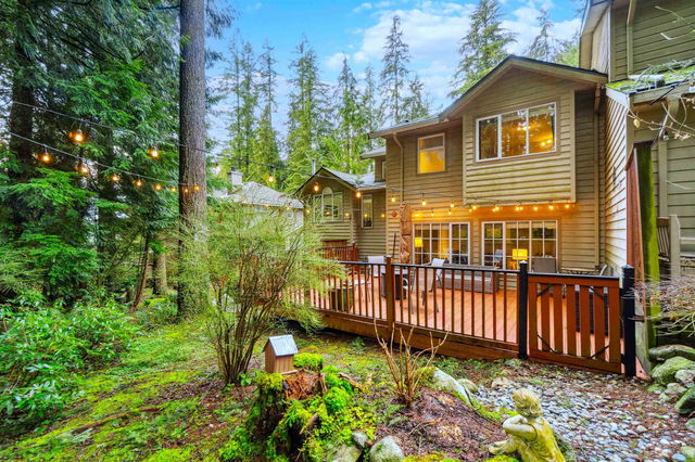 28 Deerwood Place