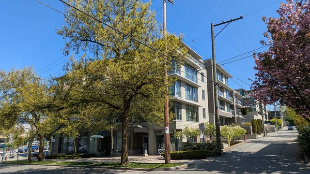 505 - 2520 Manitoba Street