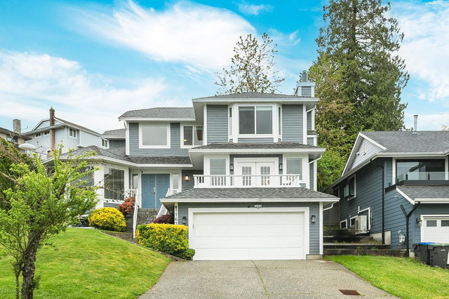 1163 Fraserview Street
