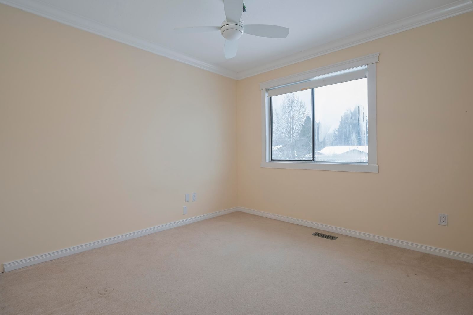 Listing Image 26