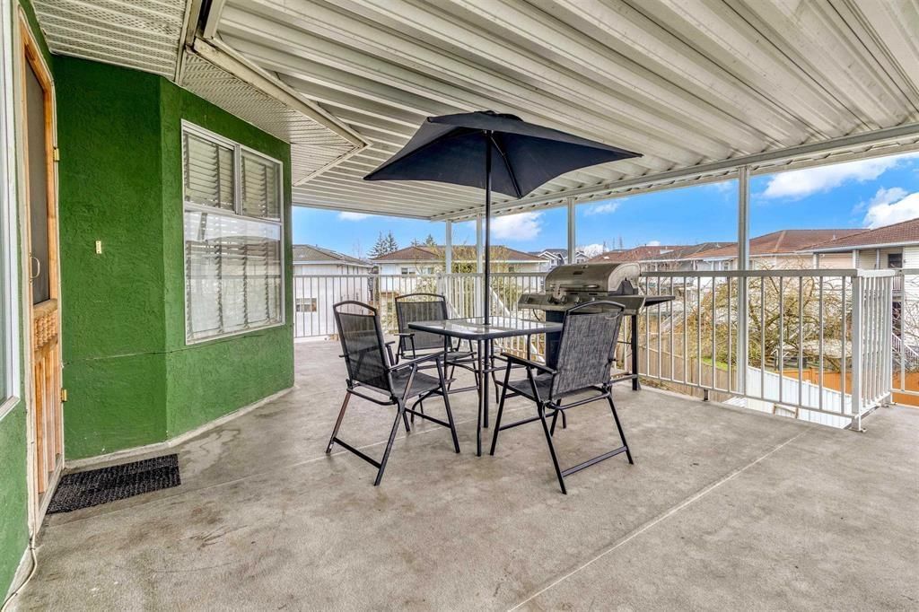 Listing Image 11