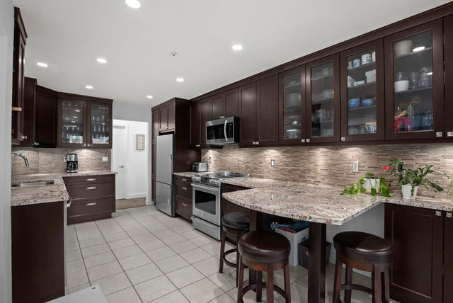 303 - 1133 29th Street