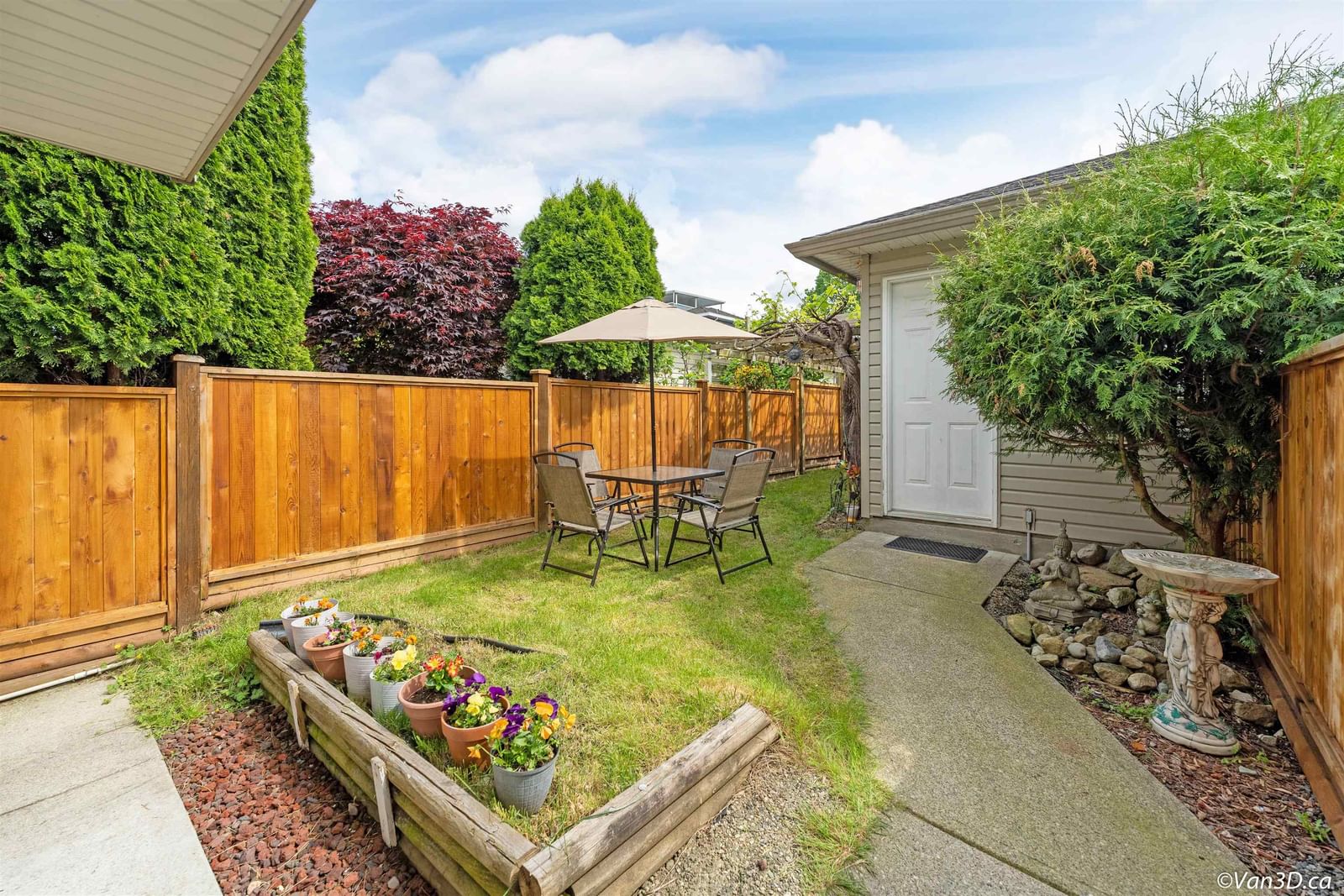 Listing Image 19