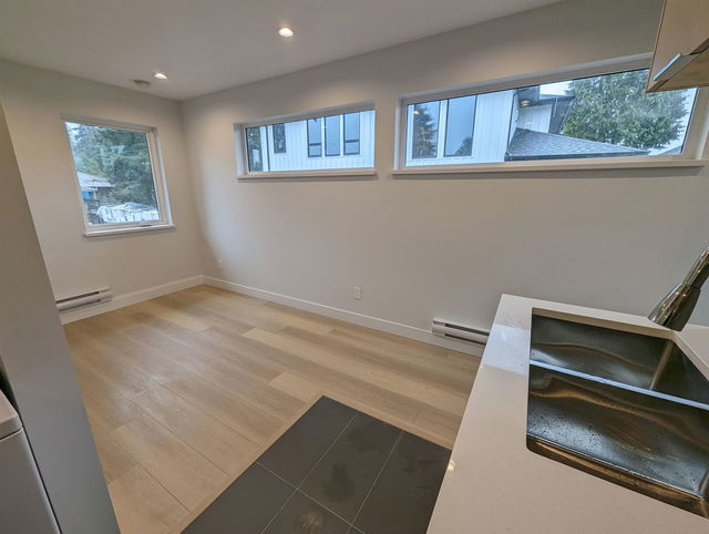 Laneway Suite - 3183 Newberry Street