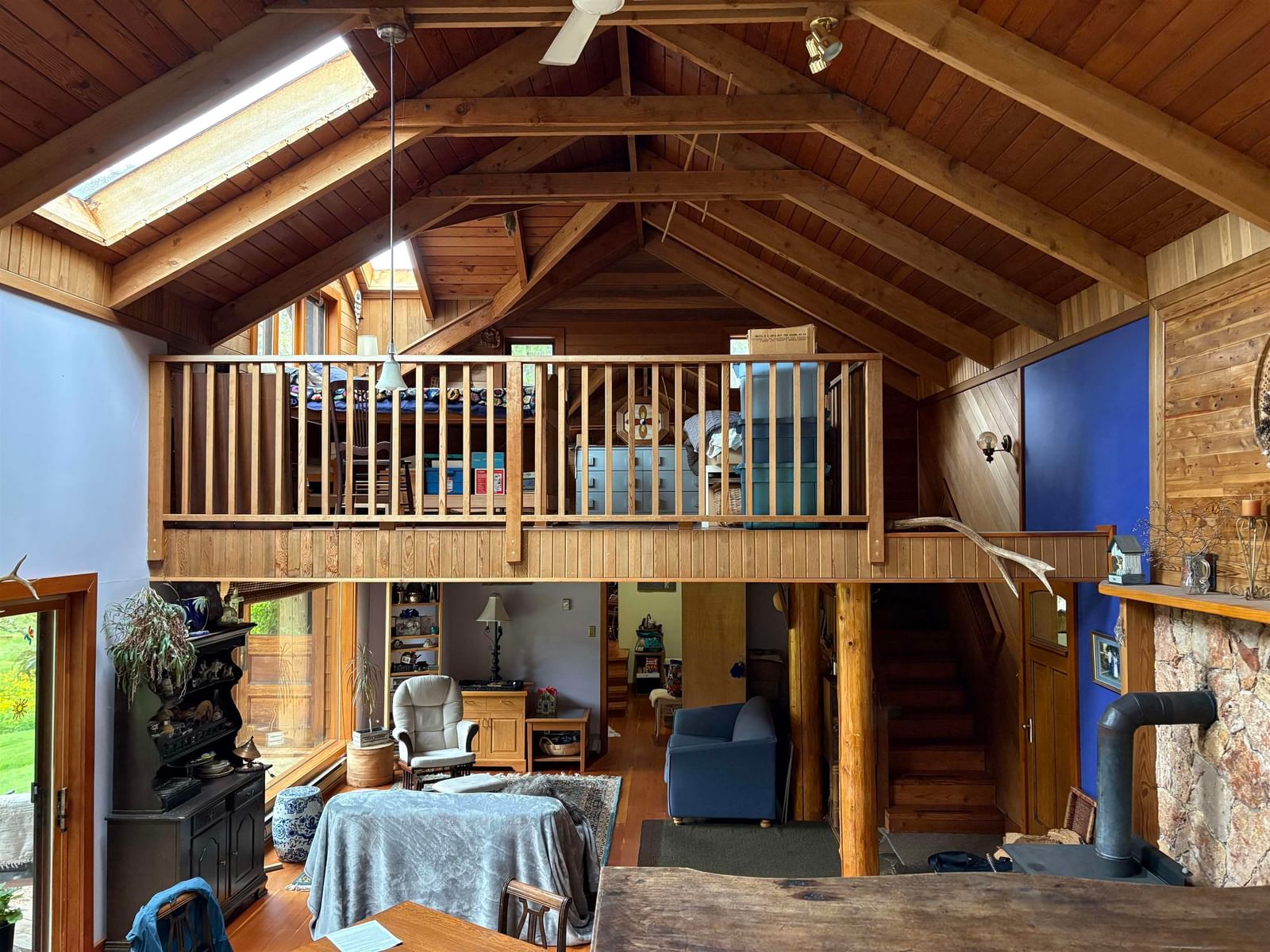 Listing Image 9