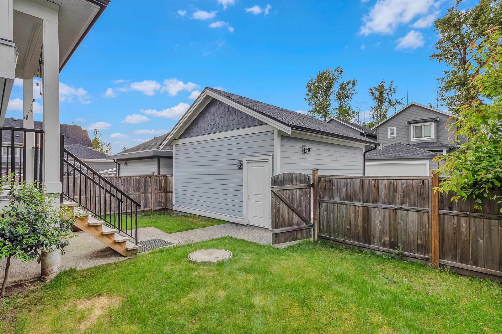 Listing Image 15