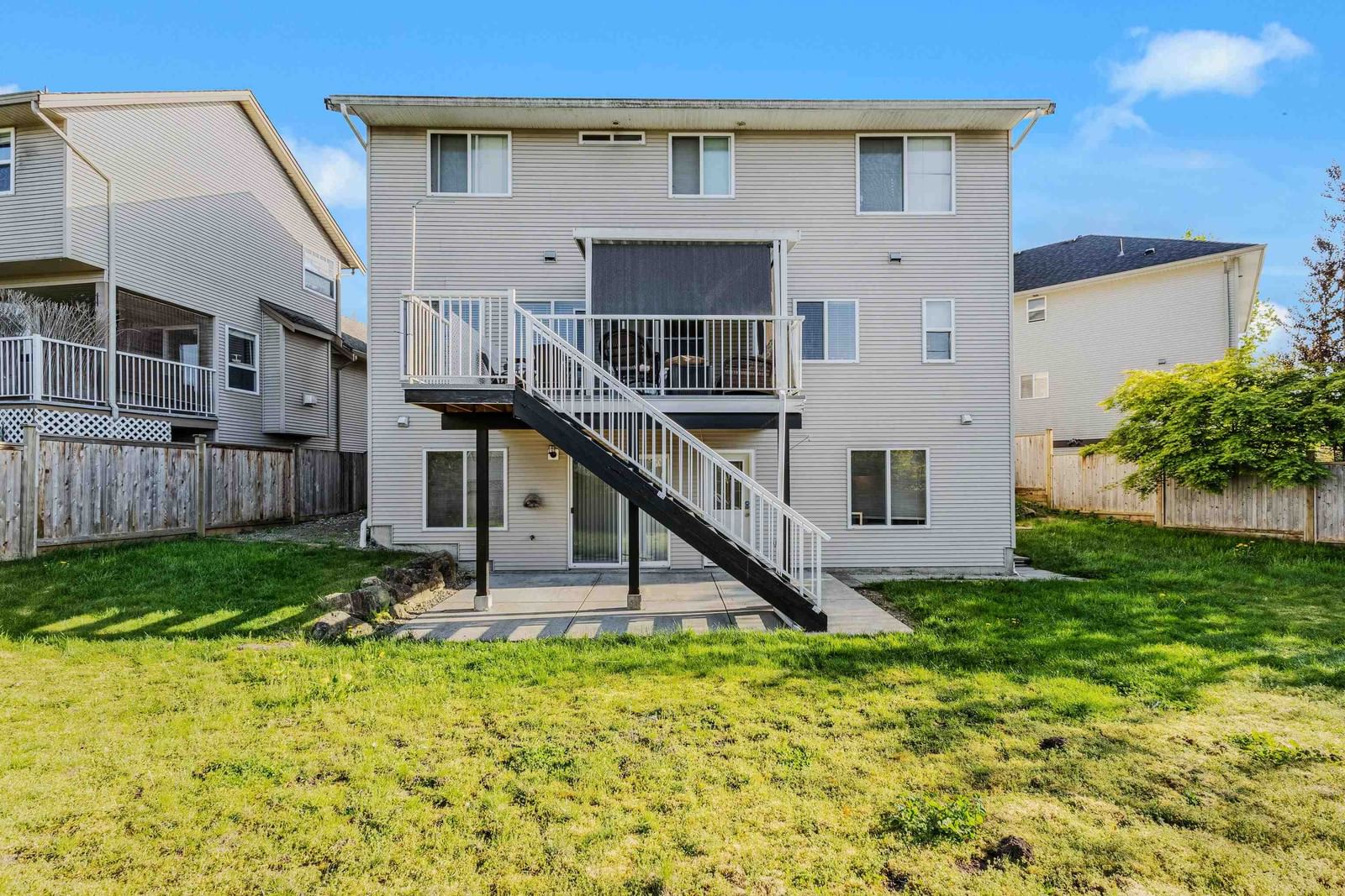 Listing Image 16