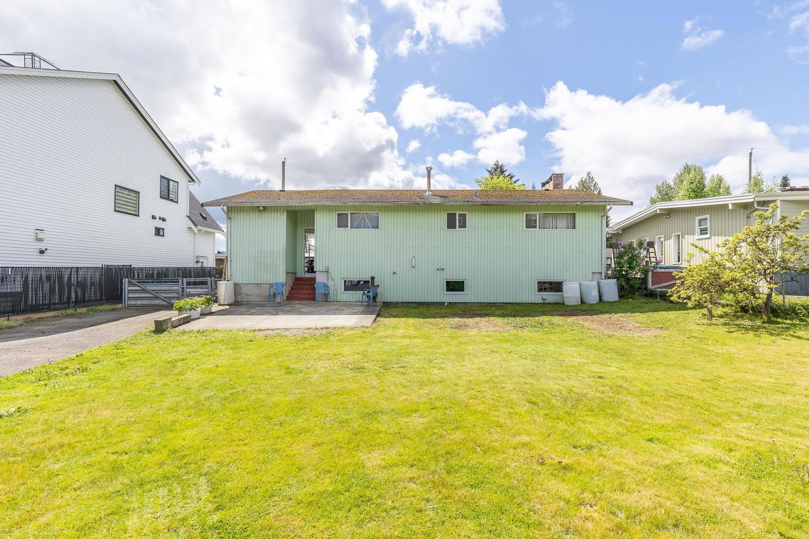 Listing Image 32