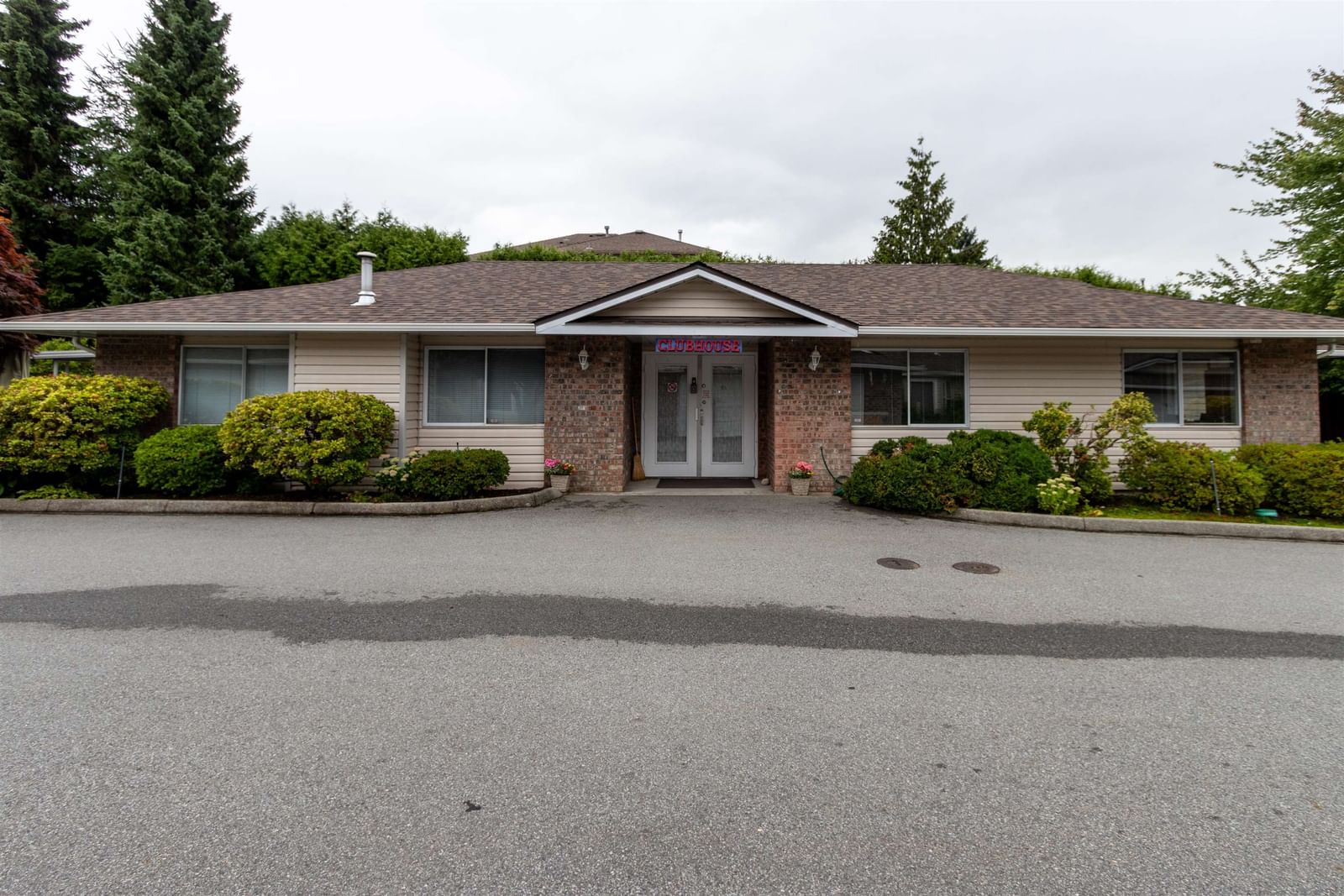 Listing Image 24