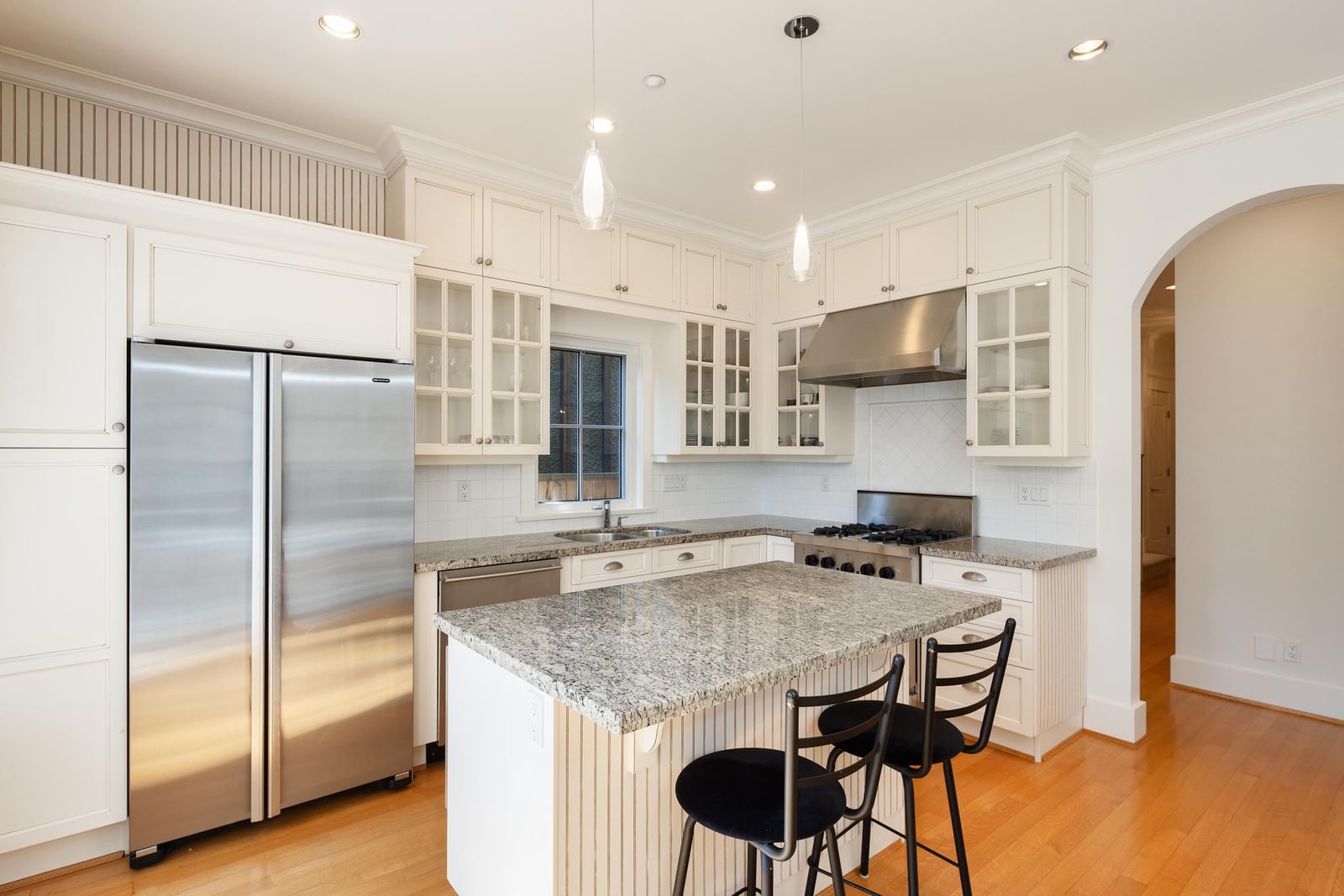Listing Image 15