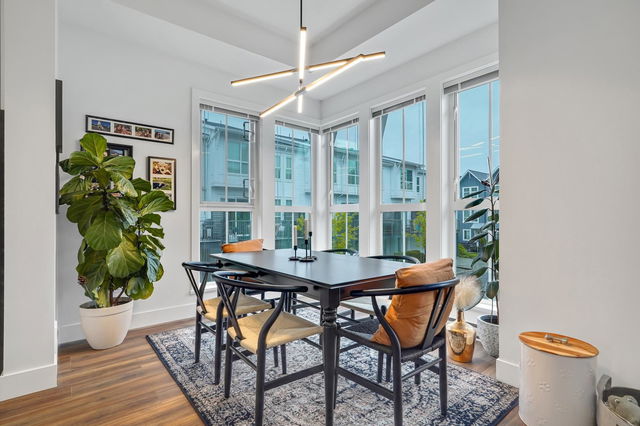 38 - 4656 Orca Way