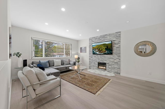 3478 Handley Crescent