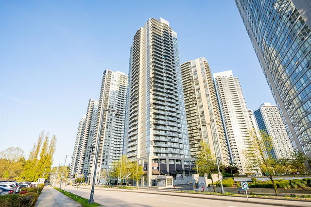 806 - 13688 100 Avenue