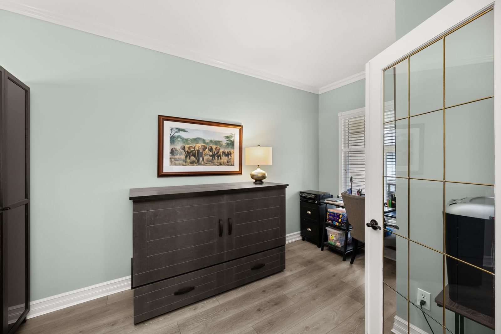 Listing Image 10