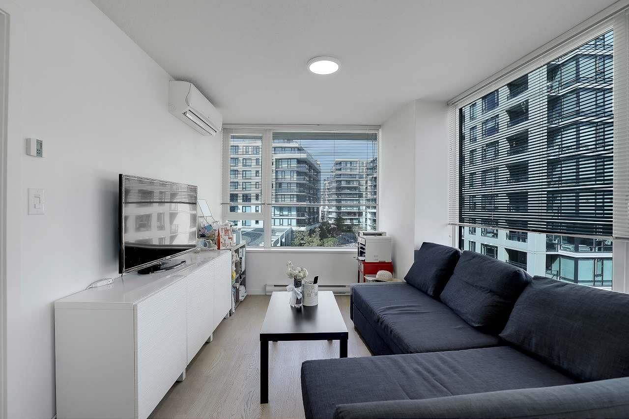 Listing Image 11