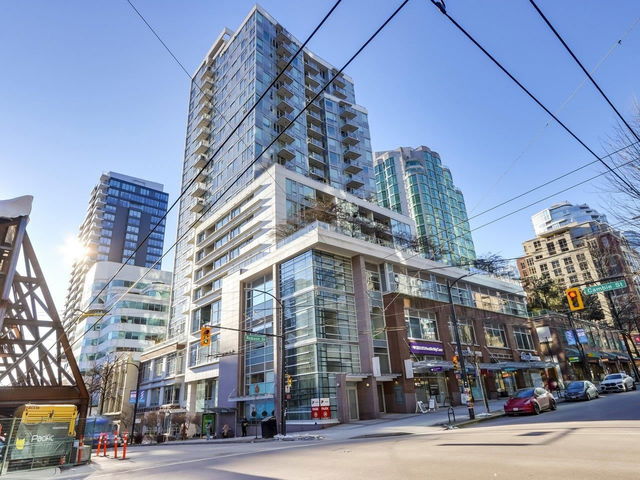 1501 - 821 Cambie Street