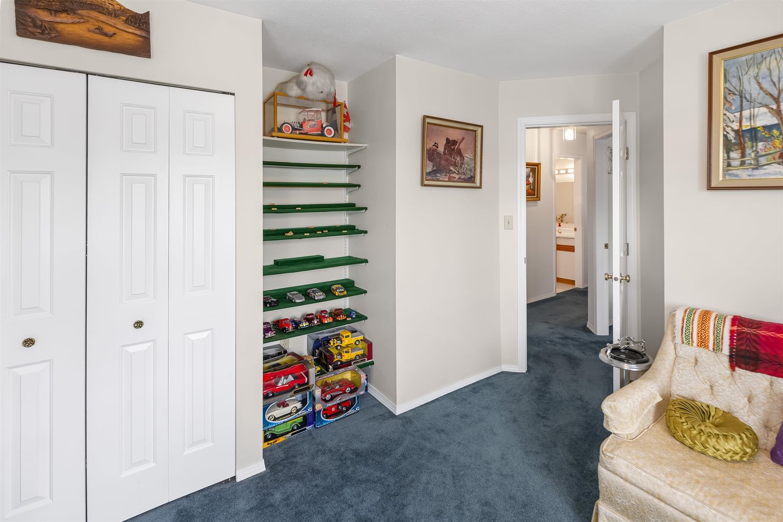 Listing Image 11