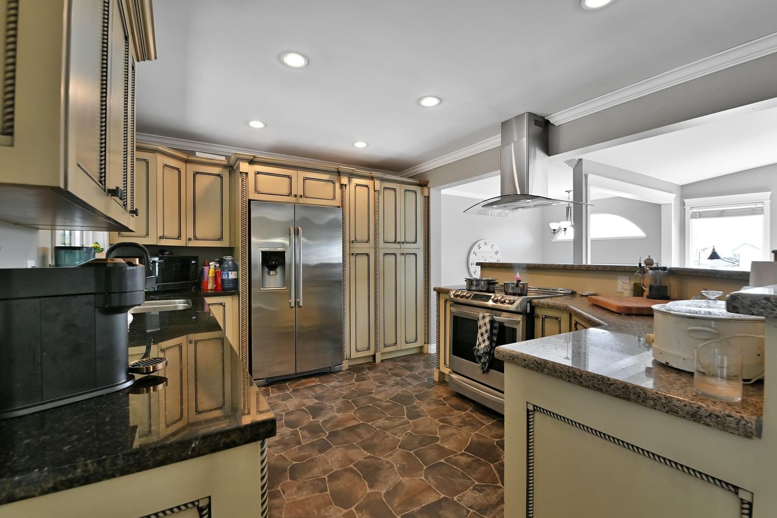 Listing Image 15