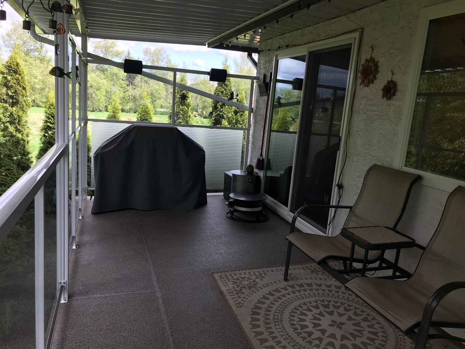 Listing Image 17