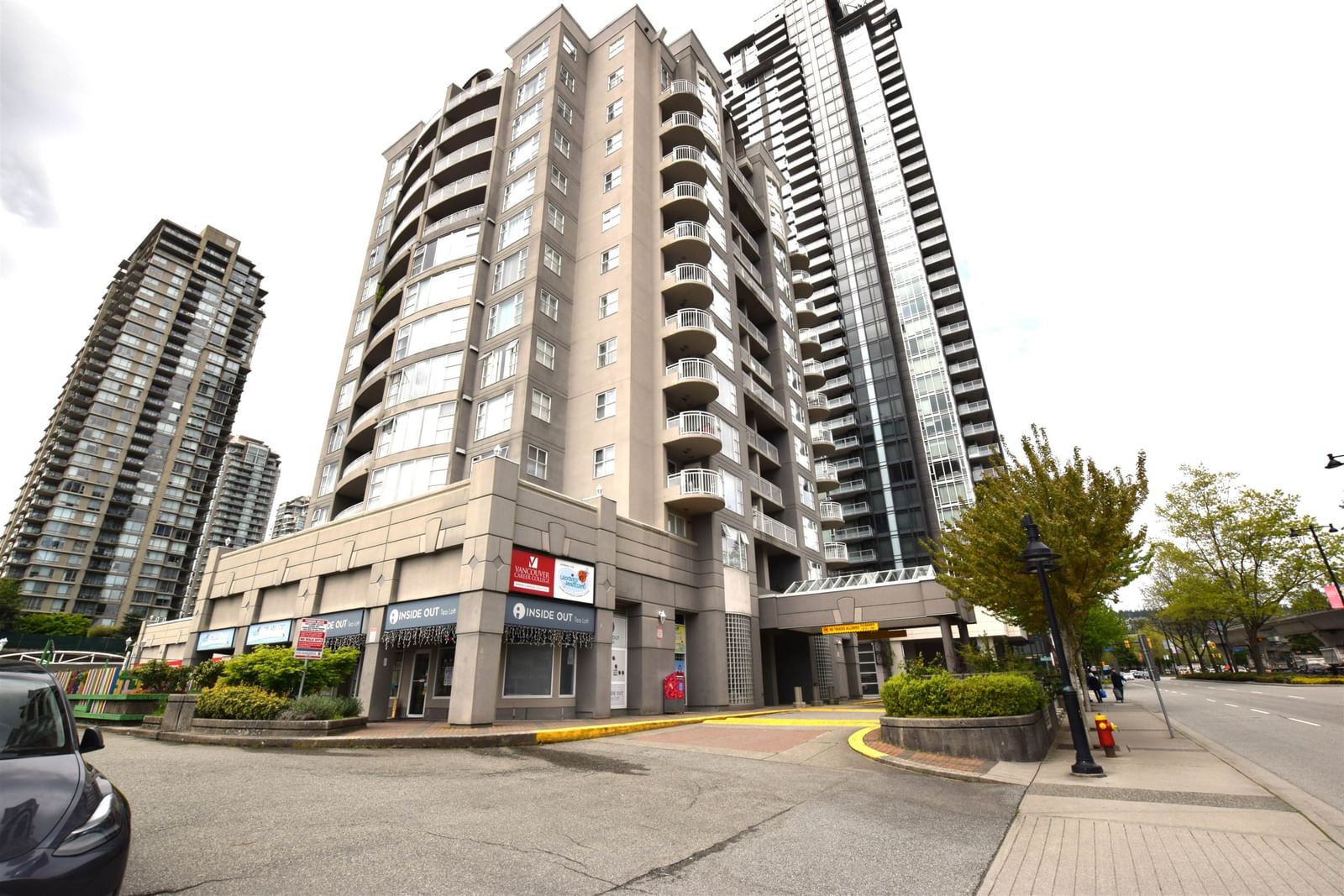 Listing Image 1