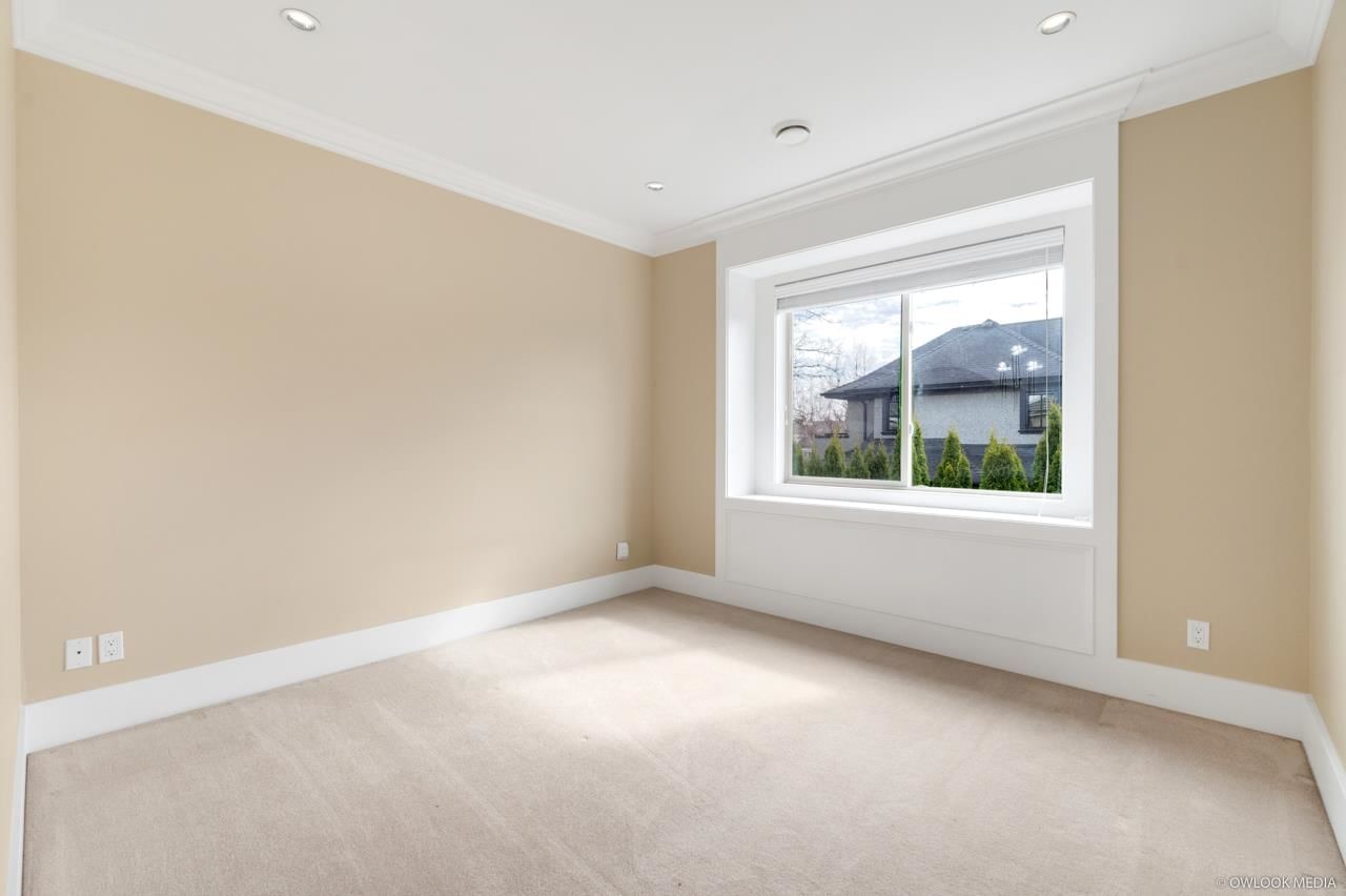 Listing Image 24
