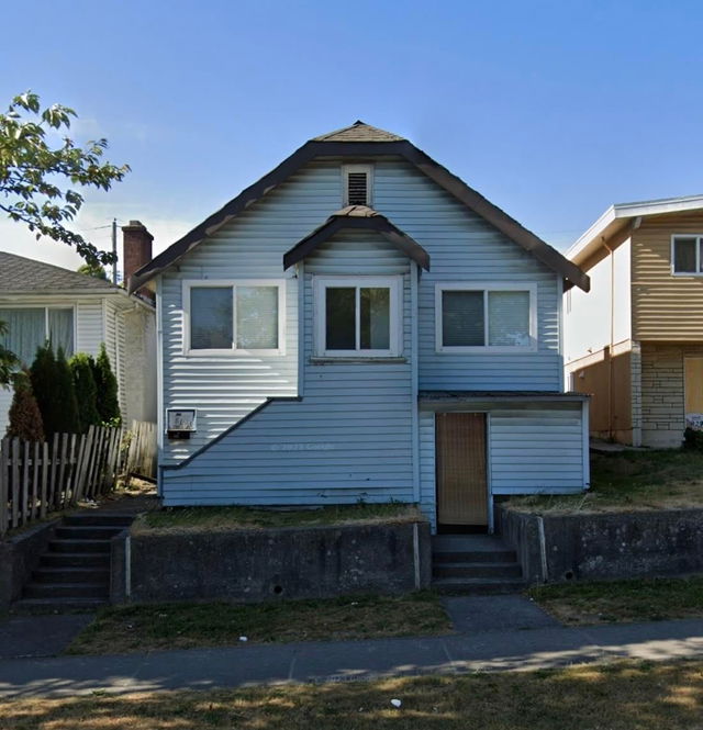 815 Marine Drive