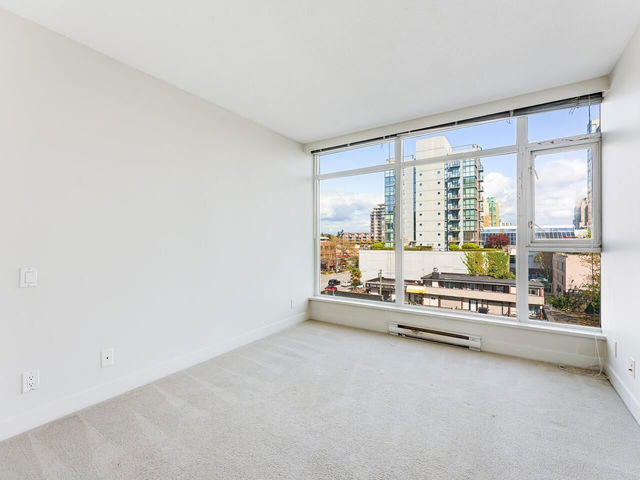 606 - 8068 Westminster Highway