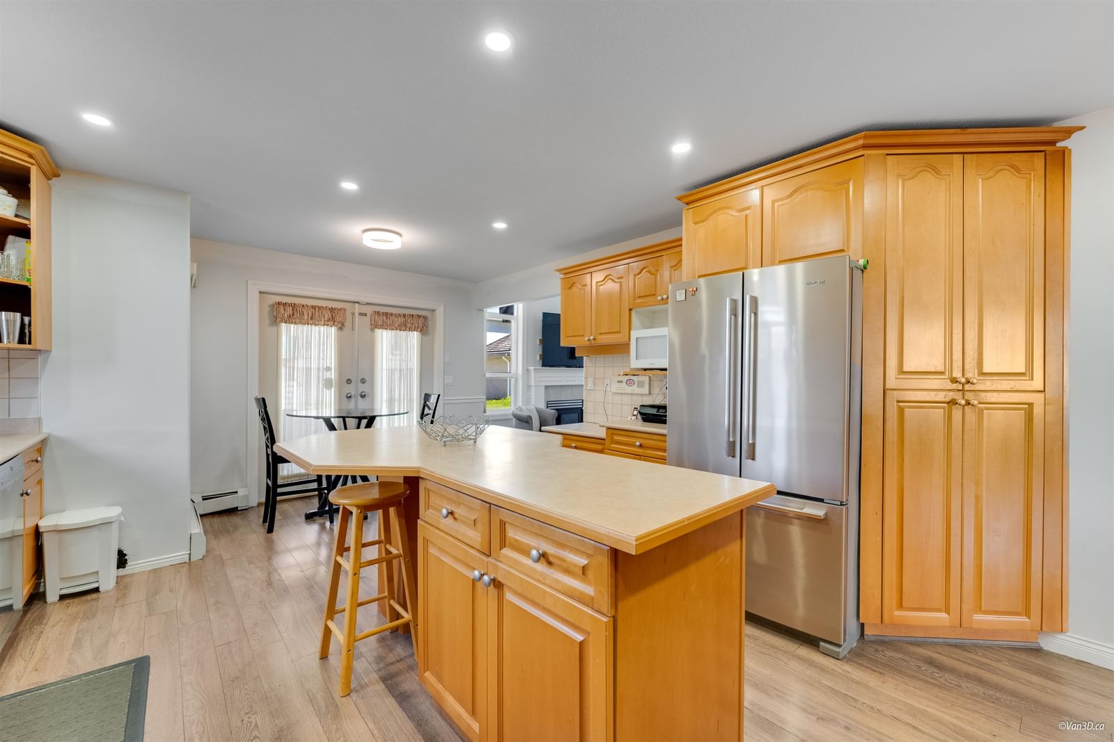 Listing Image 14