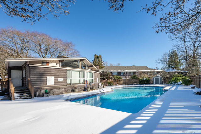 609 - 555 28th Street