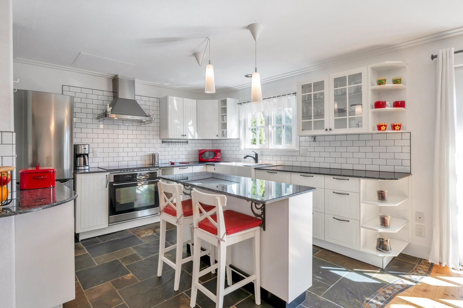 Listing Image 15