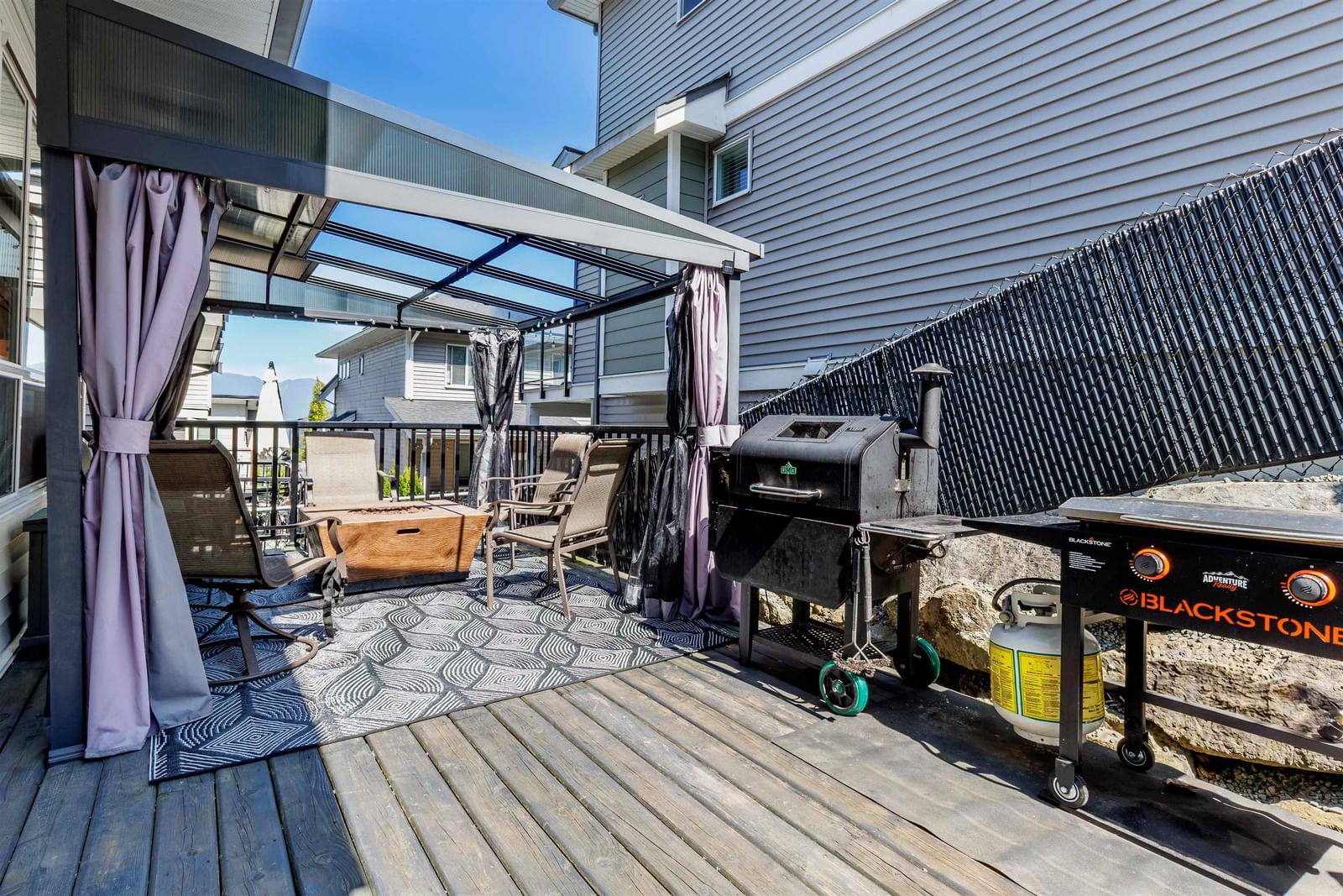 Listing Image 17
